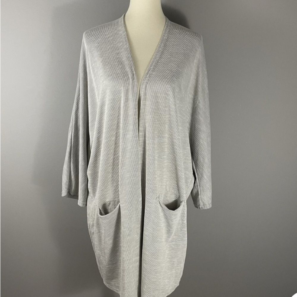 NEW Anthropologie DONNI. Light Gray Open Cardigan OSFA PLUS‎